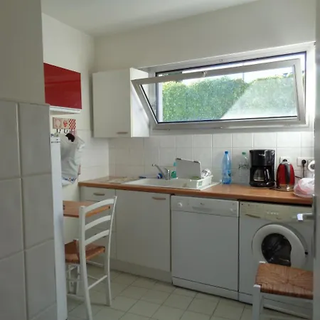 Sleeps 4 Wifi Appartement